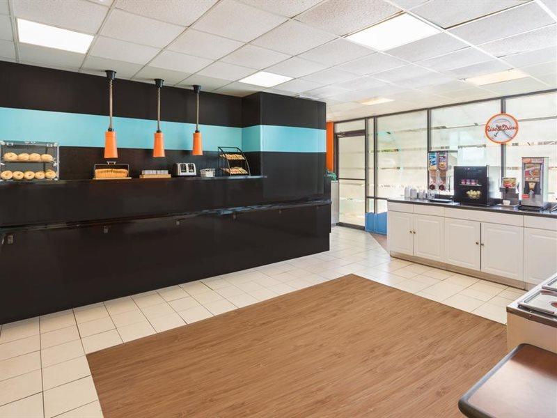Howard Johnson By Wyndham Williamsburg Norge Ngoại thất bức ảnh