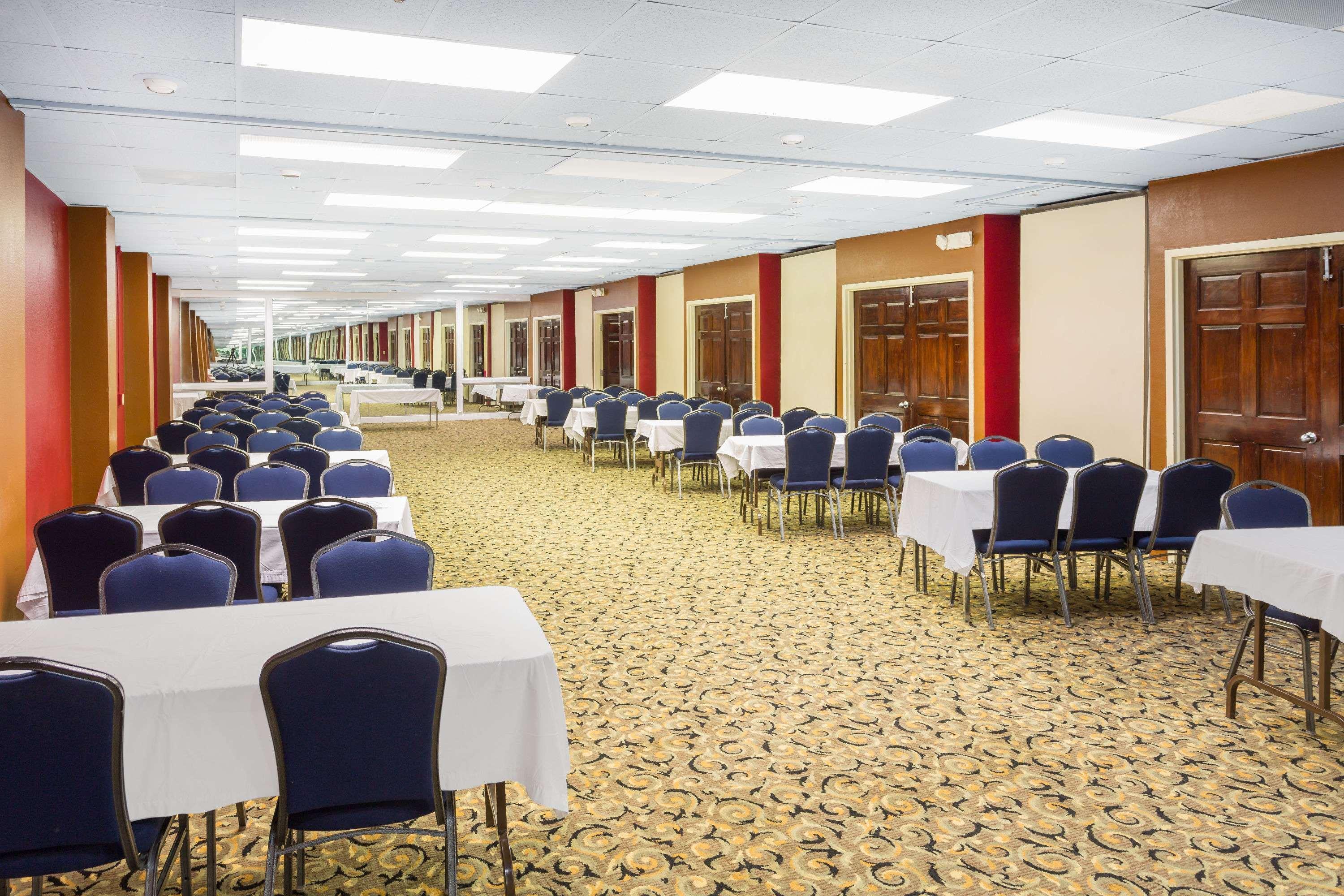 Howard Johnson By Wyndham Williamsburg Norge Ngoại thất bức ảnh