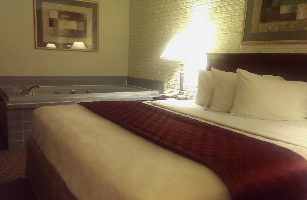 Howard Johnson By Wyndham Williamsburg Norge Ngoại thất bức ảnh